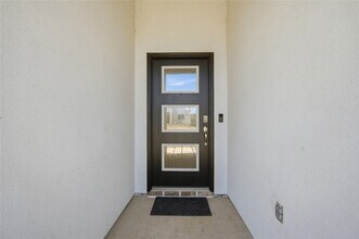 14251 Big Bnd Dr in Shenandoah, TX - Building Photo - Building Photo