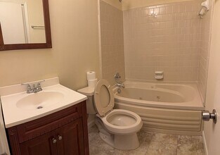 6741 Trafalger Square in Norcross, GA - Building Photo - Building Photo