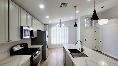 5223 Intermission Ct in North Las Vegas, NV - Building Photo - Building Photo
