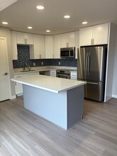 5961 E Thomas Rd in Scottsdale, AZ - Foto de edificio - Building Photo