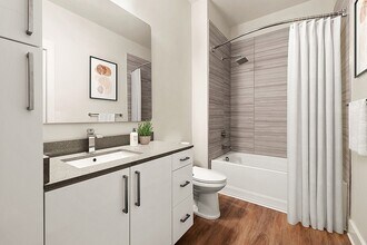 Emerson at Montford Park in Charlotte, NC - Foto de edificio - Building Photo