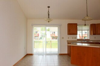 1212 Salem Dr in Edgerton, WI - Building Photo - Building Photo