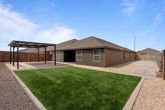 7108 Red Cyn Rd in Odessa, TX - Building Photo - Building Photo