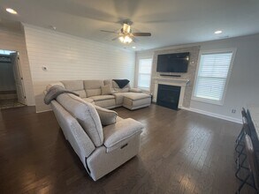 208 Seaworthy St in Summerville, SC - Building Photo - Building Photo