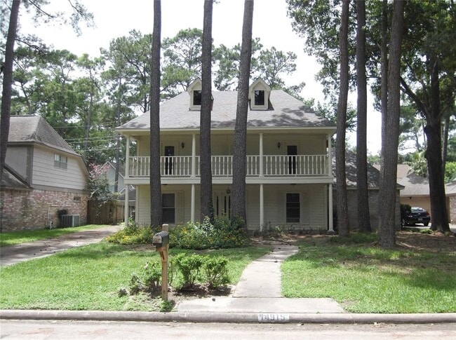 14915 Oak Bluff Ct