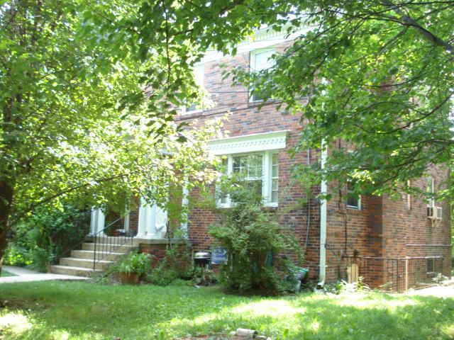 816 Greenwood Cir in Takoma Park, MD - Building Photo - Building Photo