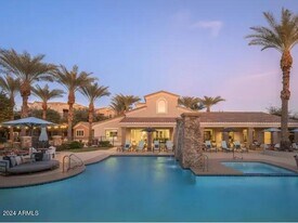 2910 S Greenfield Rd, Unit 1 in Gilbert, AZ - Building Photo
