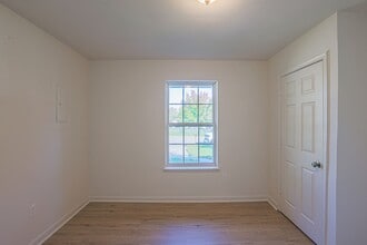 821 Johahn Dr in Westminster, MD - Building Photo - Building Photo