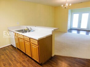 702 Westgate Cir in Williamsburg, VA - Building Photo - Building Photo