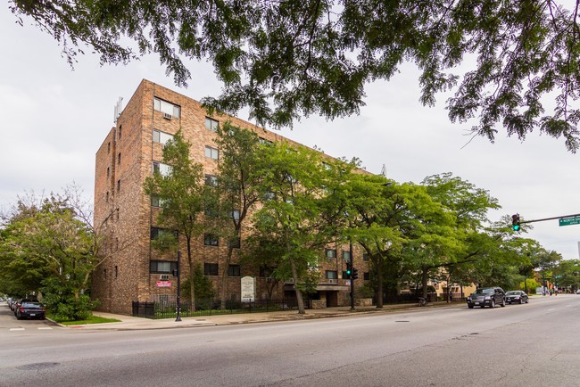 North Shore Apartments in Chicago, IL - Building Photo - Building Photo