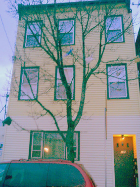 190 Bremen St in East Boston, MA - Building Photo