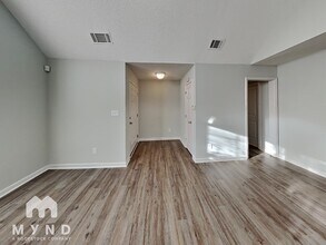 1288 N Hampton Dr in Hampton, GA - Building Photo - Building Photo