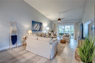 4161 Sawgrass Point Dr in Bonita Springs, FL - Building Photo - Building Photo