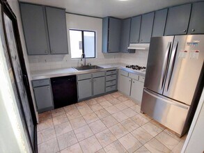 9620 Sepulveda Blvd in Los Angeles, CA - Building Photo - Building Photo