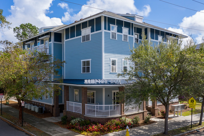 Hampton West in Charleston, SC - Building Photo - Building Photo