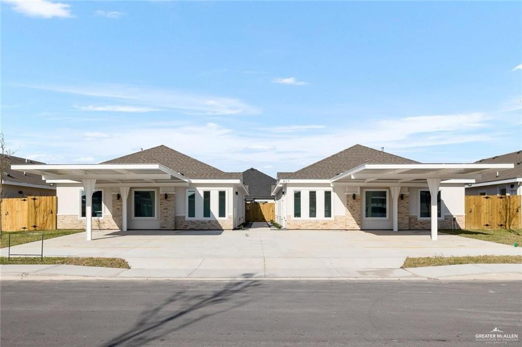 1025 N Woodson Ave in Edinburg, TX - Building Photo