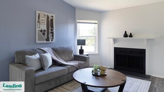 1225 E Pleasant Run Rd in Desoto, TX - Building Photo