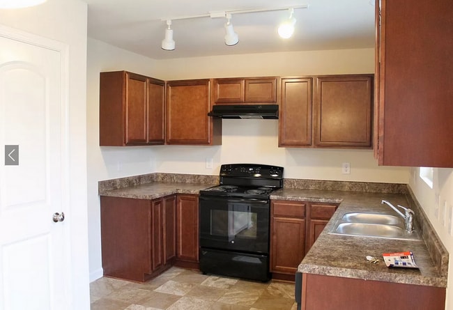 93 Aleah Ct in Lillington, NC - Building Photo - Building Photo