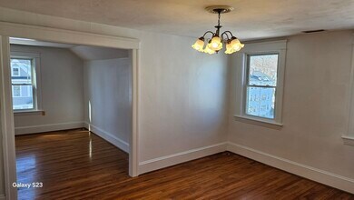 17 Cleveland Ave in Worcester, MA - Building Photo - Building Photo