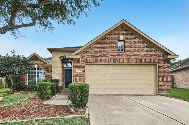2918 Meridian Bay Ln