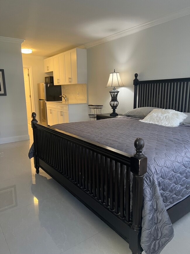 303 Racquet Club Rd, Unit Racquetclub Road in Weston, FL - Foto de edificio - Building Photo
