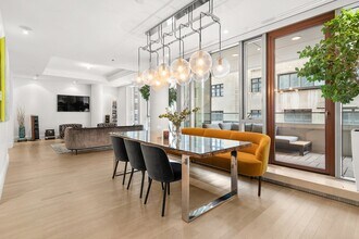 1280 Rue Sherbrooke O in Montréal, QC - Building Photo - Building Photo