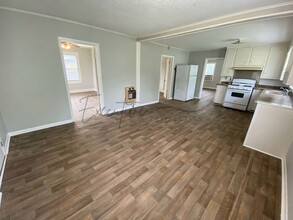 627 Fall St in Lake Charles, LA - Building Photo - Building Photo