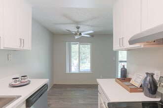 The Element Apartments in Reno, NV - Building Photo - Interior Photo