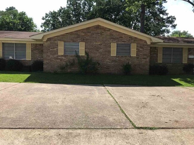 property at 1305 Jefferson Ave