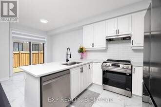 5 Milady Cres in Barrie, ON - Building Photo - Building Photo