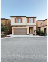 866 Wishon Ave W in Madera, CA - Building Photo