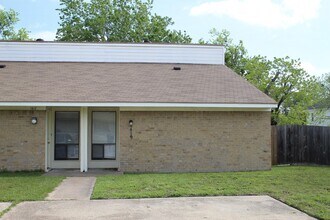1419 Dexter Dr S in College Station, TX - Building Photo - Building Photo