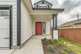 140 Thunder Oak in San Marcos, TX - Building Photo - Building Photo