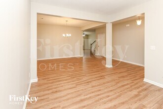 4312 Staffordshire Ln in Charlotte, NC - Foto de edificio - Building Photo