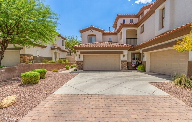 1092 Tuscan Sky Ln in Henderson, NV - Building Photo - Building Photo
