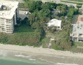 4521 S Ocean Blvd in Highland Beach, FL - Foto de edificio - Building Photo