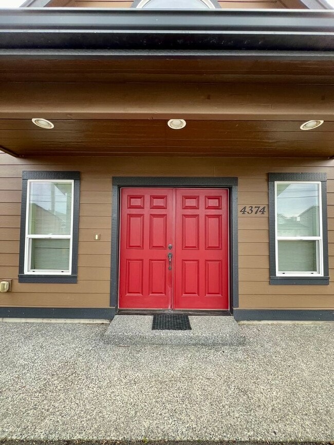 4374 Saltspring Dr in Ferndale, WA - Building Photo - Building Photo