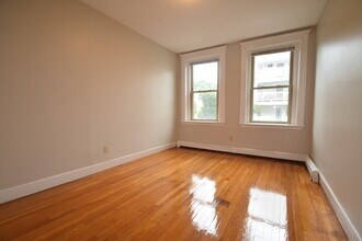 32 Ransom Rd, Unit 1 in Boston, MA - Building Photo - Building Photo