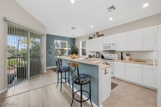 28220 Caballero Way in Bonita Springs, FL - Building Photo - Building Photo