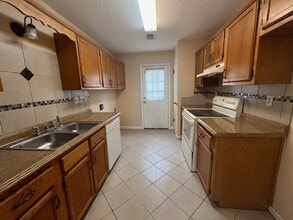 2691 Kentwood Cove in Horn Lake, MS - Building Photo - Building Photo