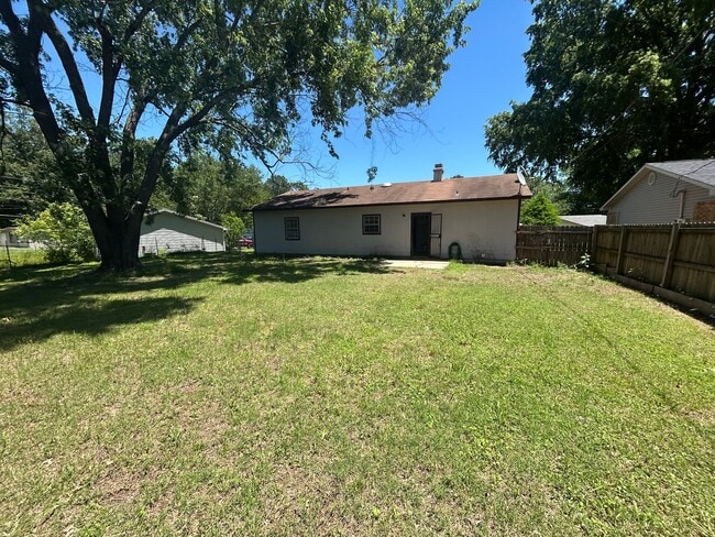 159 Randall Dr in Jacksonville, AR - Building Photo - Building Photo