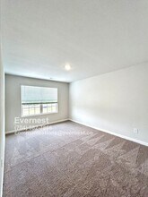2174 Willow Gln Dr in Graham, NC - Building Photo - Building Photo