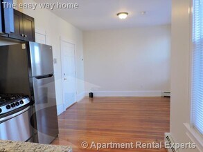 34 Chatham St, Unit #2L in Cambridge, MA - Building Photo - Building Photo