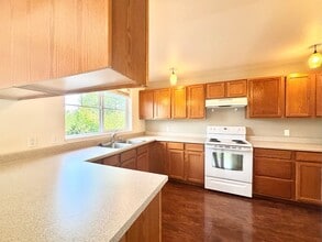 1112 Longbow Ln in Bozeman, MT - Building Photo - Building Photo