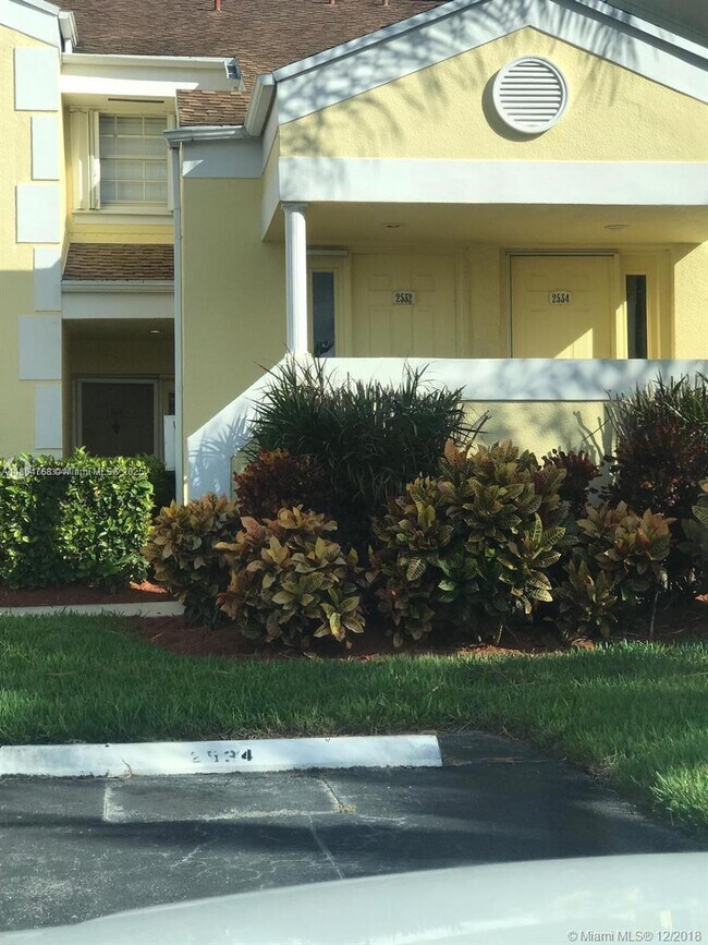 property at 2534 SE 19th Pl
