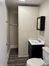 321 W Hillside Dr, Unit 2 in Bloomington, IN - Building Photo - Building Photo