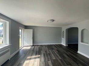 2917 Glenview St in Philadelphia, PA - Building Photo - Building Photo