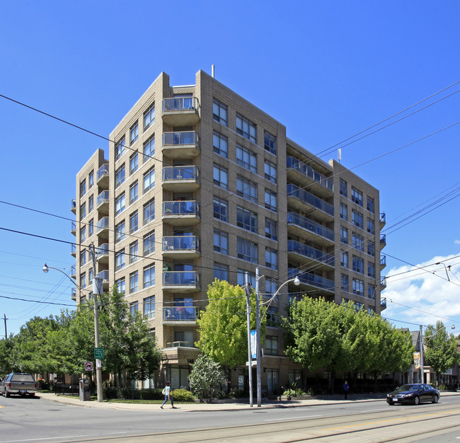 Adelaide Square in Toronto, ON - Building Photo - Primary Photo