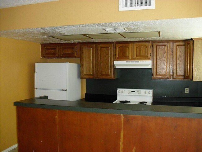 7045 Chasewood Dr in Missouri City, TX - Building Photo - Building Photo