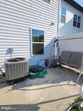 75 Dow St in Bunker Hill, WV - Building Photo - Building Photo